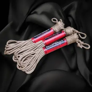 High Class Jute 4mm Klassik Set mit drei 8-Meter-Seilen von Bavarian-Bondage