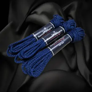 Linen hemp ropes, colored, 35 Blue linen hemp rope set with a 6 mm diameter, three ropes of 8 m each, bundled with a band.