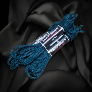 Linen hemp ropes, colored, 58 Petrol-colored linen hemp rope set with a 5 mm diameter, three ropes of 8 m each, bundled with a band.