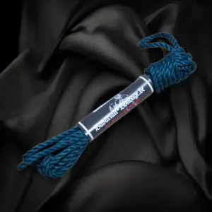 Linen hemp ropes, colored, 56 Petrol-colored linen hemp rope, 5 mm in diameter and 4 m long, bundled with a band.
