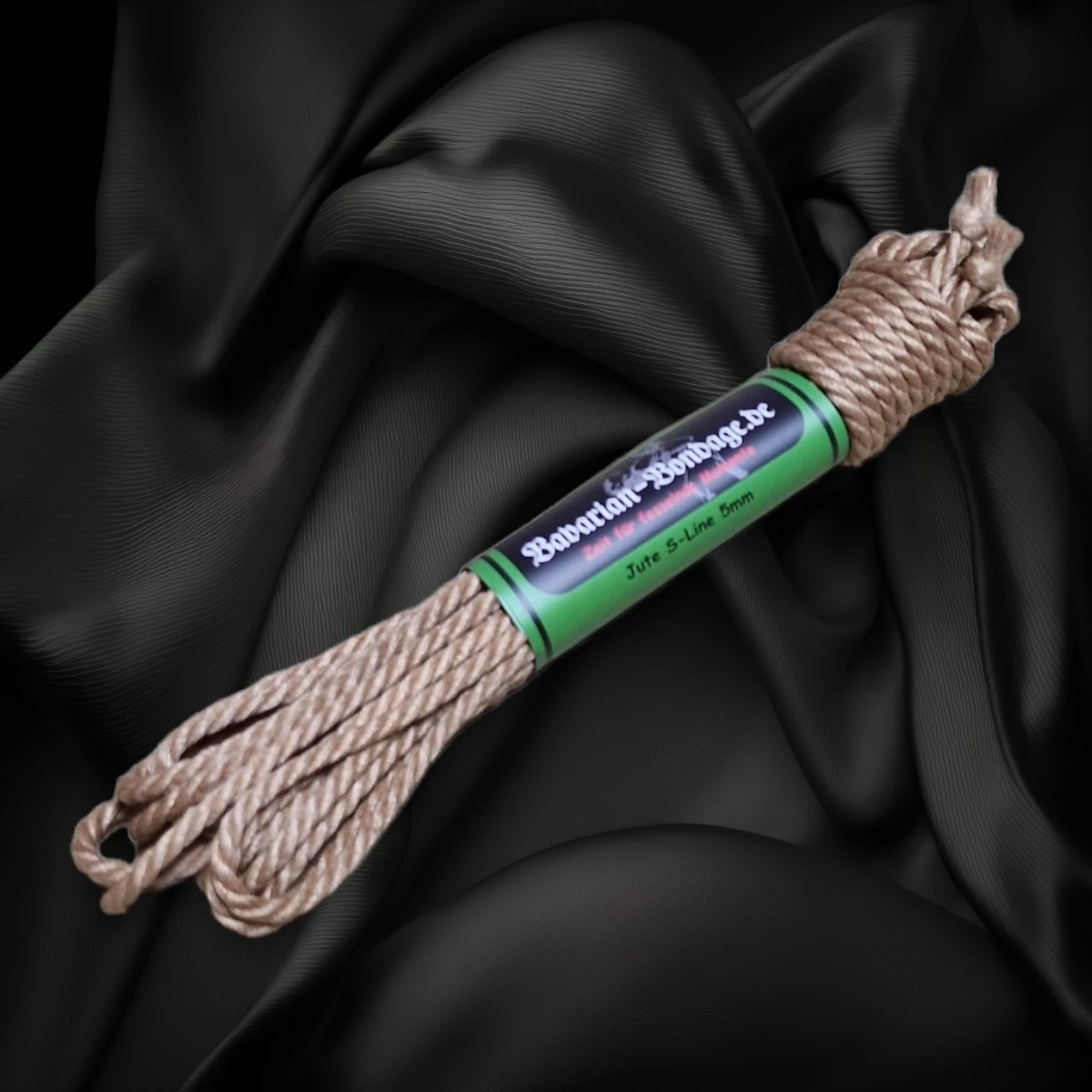 Jute S-Edition 5 mm EXKLUSIVT; Enkelrep 8m 1 Juterep S-Edition 5 mm Exklusivt som ett enda rep med en längd på 8 m