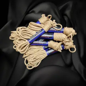 Jute Soft 6mm Klassik Set mit sieben 8-Meter- und zwei 4-Meter-Seilen von Bavarian-Bondage